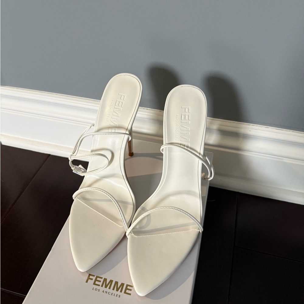 Sophisticated White Heels with Glossy Finish